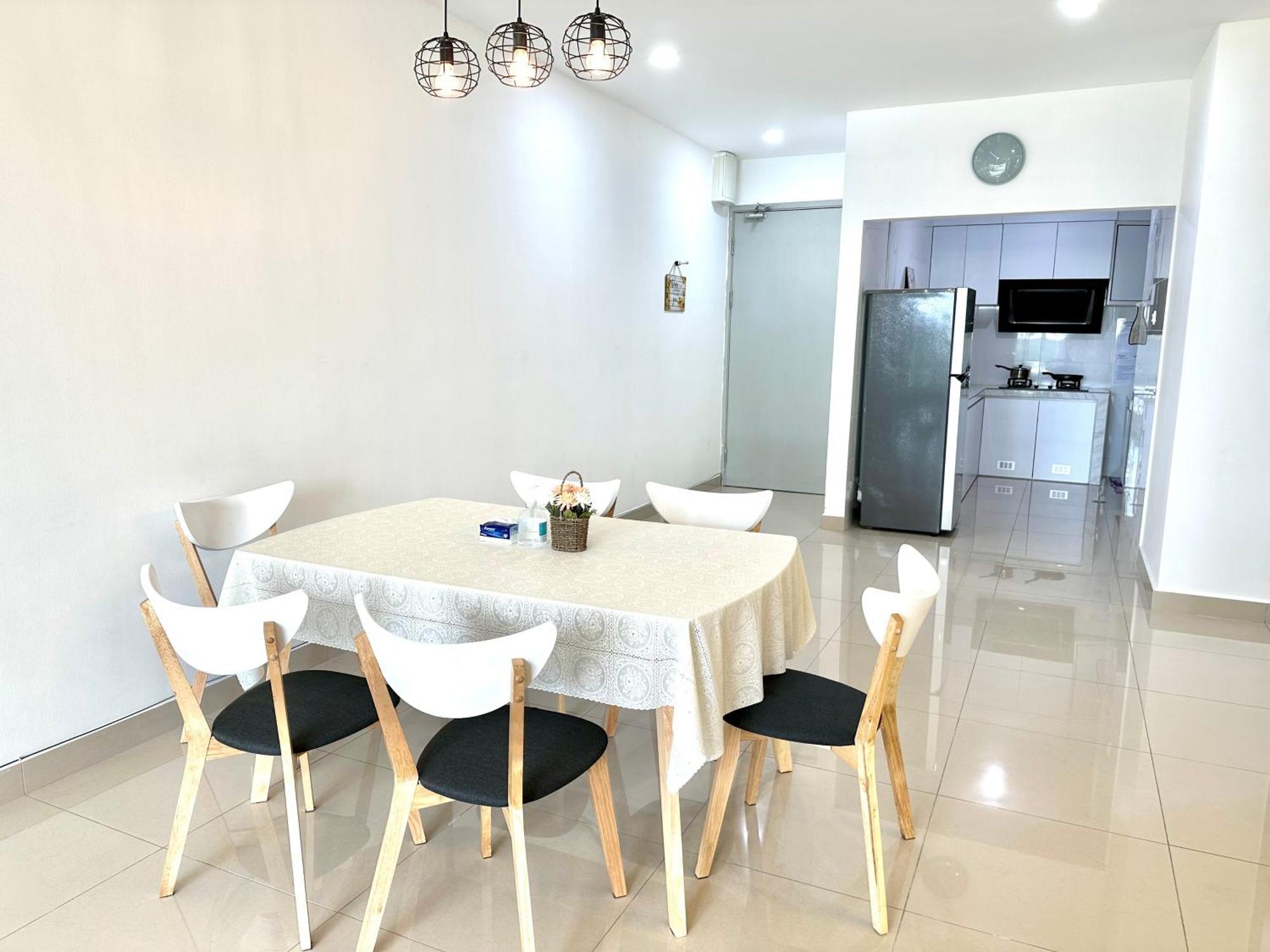 Ijm Condo With Pool #Yoyo Homestay Sandakan Exterior foto